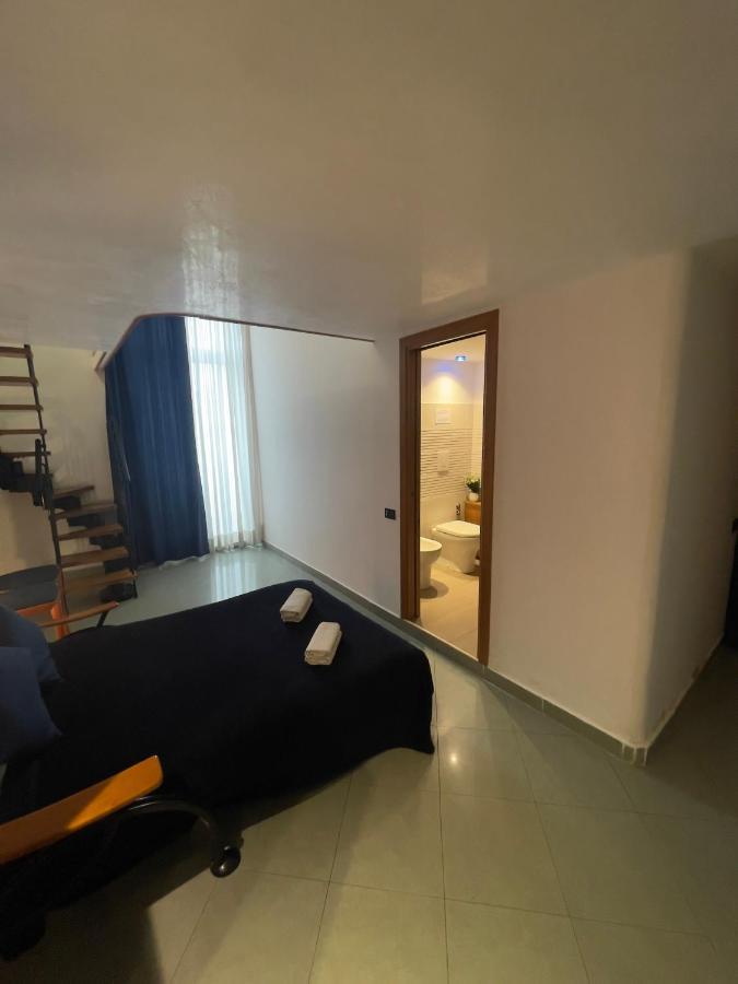 Nova Rooms เนเปิลส์ ภายนอก รูปภาพ